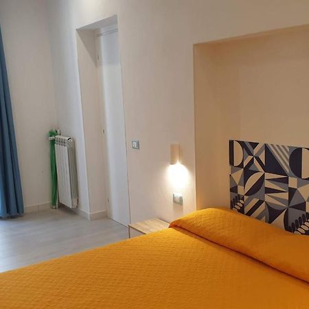Mami Holiday House Кастеламаре дел Голфо Екстериор снимка